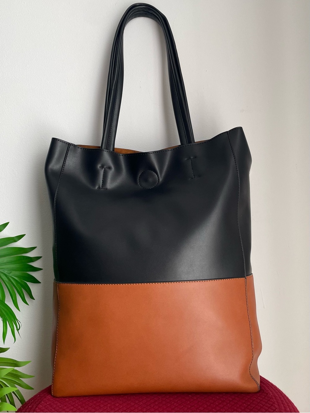 Simons Black and Tan Tote Bag